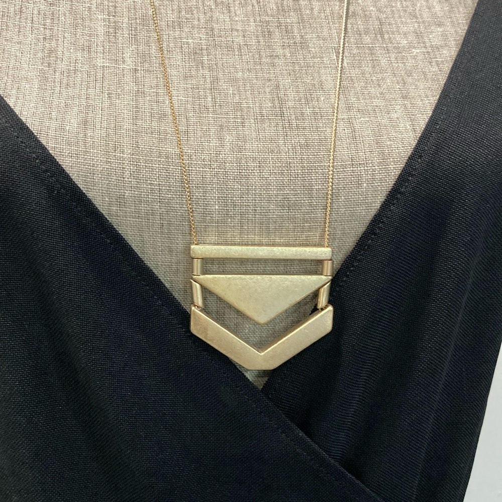 J Crew 80s Gold Tone Arrow Necklace